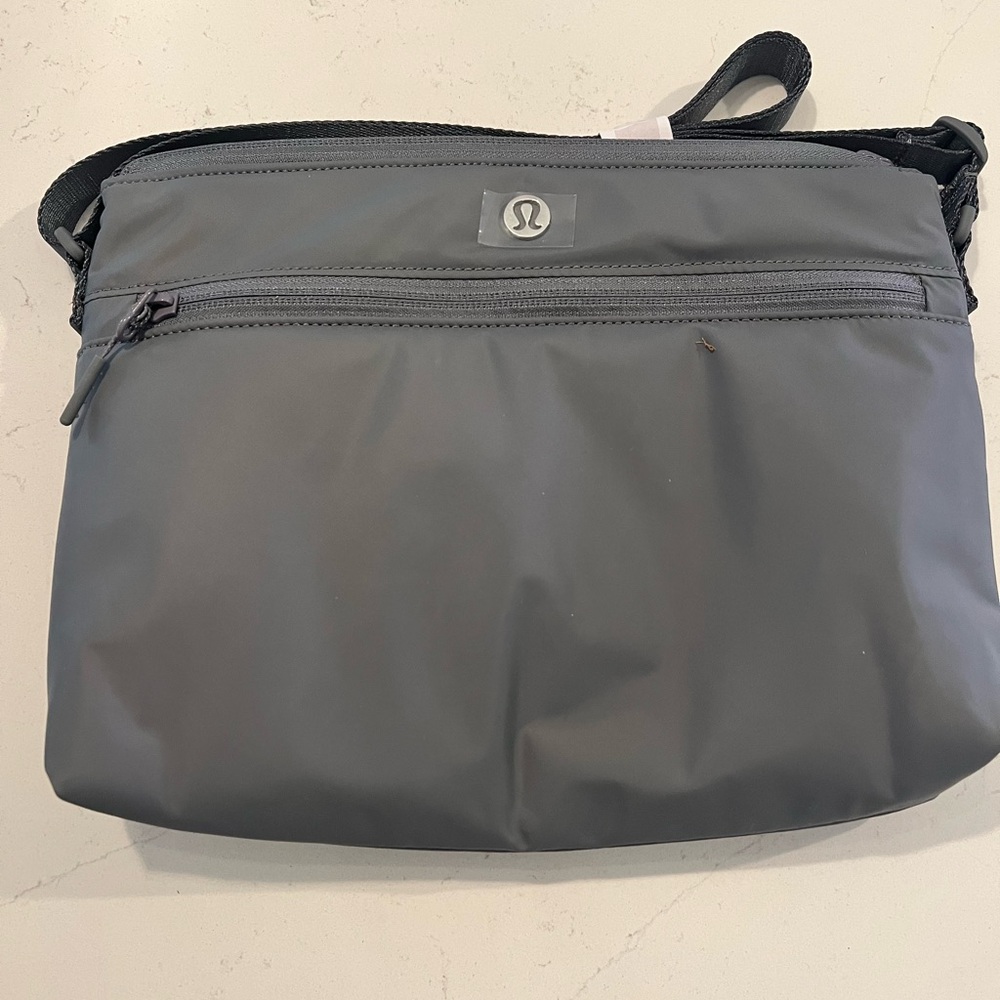 New Lululemon Cross Body Bag